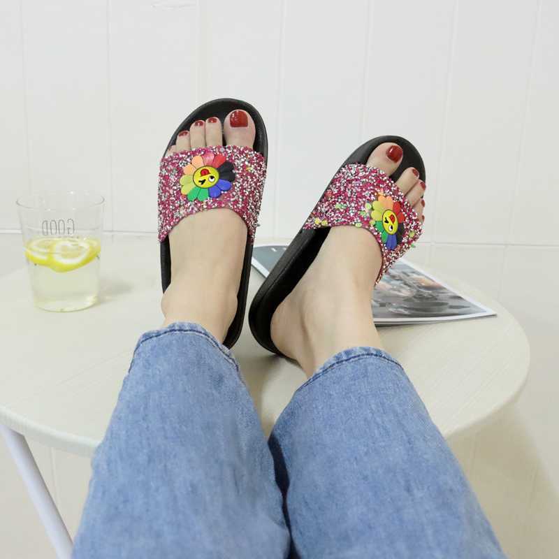 Dép bánh mì Dép Sandal Chống Trượt Đính Đá Nhiều Màu Sắc Thời Trang Mùa Hè Cho Bé