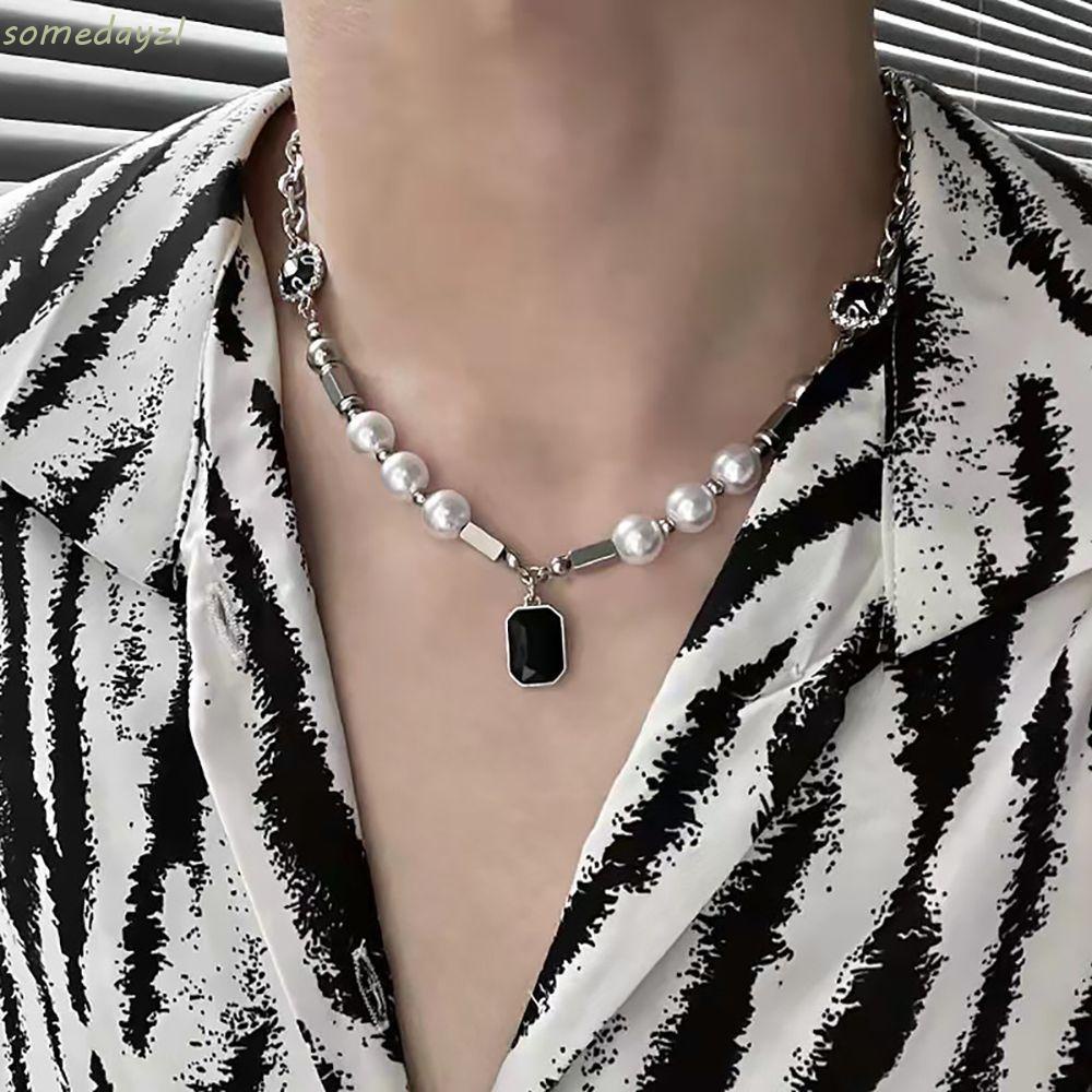 Vòng cổ choker đính ngọc trai giả màu đen phong cách hiphop Hàn Quốc cho nữ