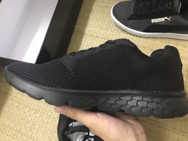 Giày sneakers Skechers màu ĐEN
