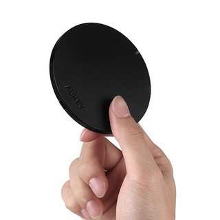 Đế sạc không dây Aukey LC-C2