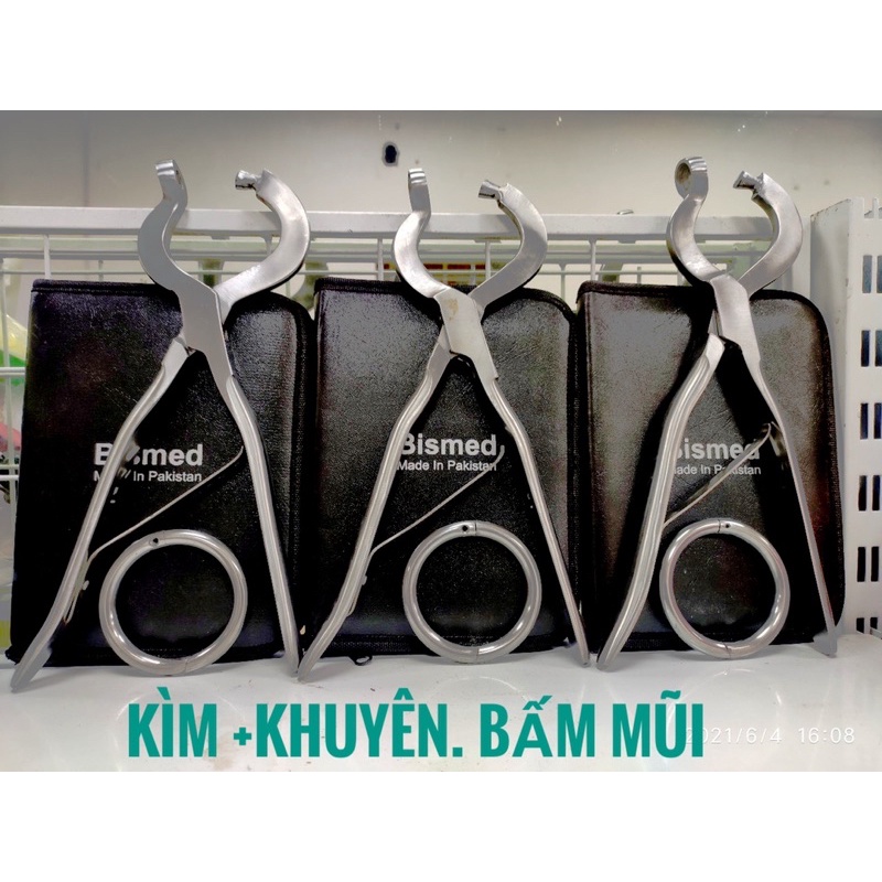 Khuyên inox xỏ mũi trâu bò