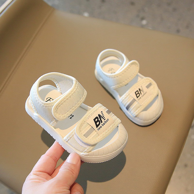 Sandal cho bé trai, bé gái có chống vấp, có quai dán cho bé tập đi mã C7