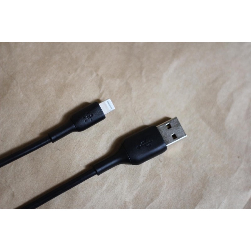 [CÁP SẠC IP NEW]Cáp Belkin CAA001 bọc nhựa dài 1m sạc nhanh 12w cho ip và máy tính bảng