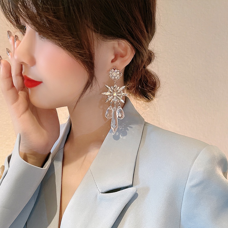 Bông Tai Mạ Bạc 925 Dáng Dài Hình Hoa Đính Đá Sang Trọng Thời Trang Cho Nữ