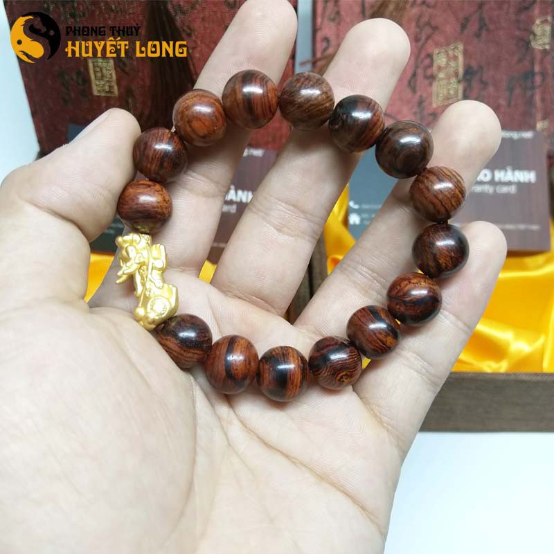 Vòng Gỗ Sưa Đỏ Mix Tỳ Hưu Bạc Xi Vàng, Vòng Tay Phong Thủy Cầu Bình An - May Mắn - Tài Lộc