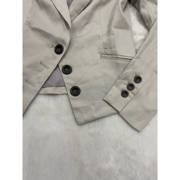 Áo vest nữ xếp li vai Ninomaxx (S, M) - Thanh lý vnxk