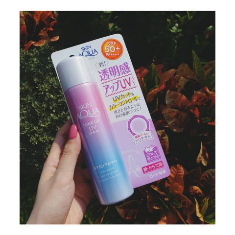 Xịt chống nắng nâng tone Skin Aqua Tone Up UV Spray SPF 50+/PA++++ 70g