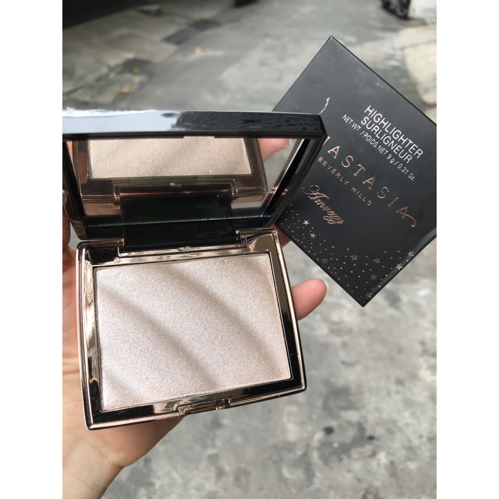 Phấn bắt sáng Anastasia Beverly Hills Amrezy Highlighter