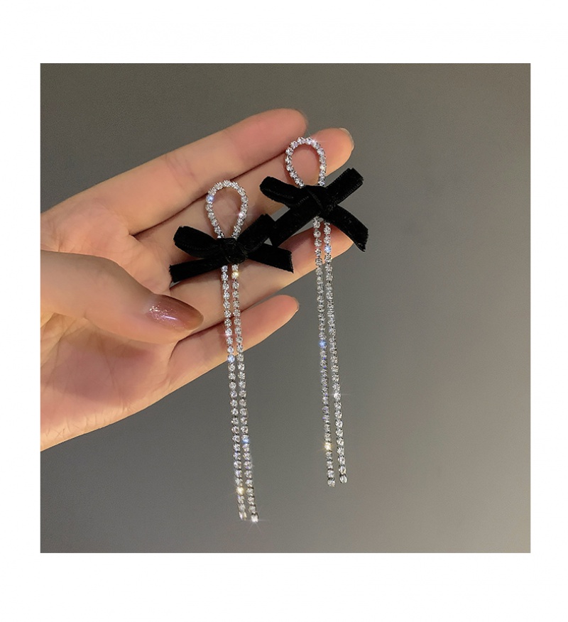 Khuyên tai dáng dài tua rua đính đá mặt nơ phong cách retro thời trang