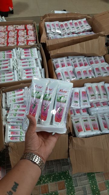 Sữa rửa mặt Dưỡng Da Kone' 100ml Trà Xanh mới