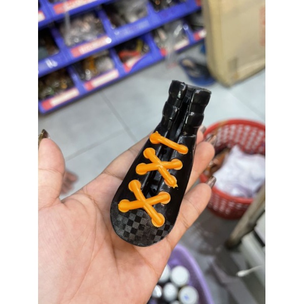 Cao su bọc chống nghiêng các dòng xe (hình chiếc giày/Màu Ngẫu Nhiên)