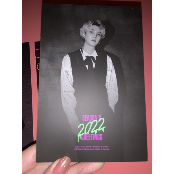 Share lẻ Seasons greetings BTS 2022