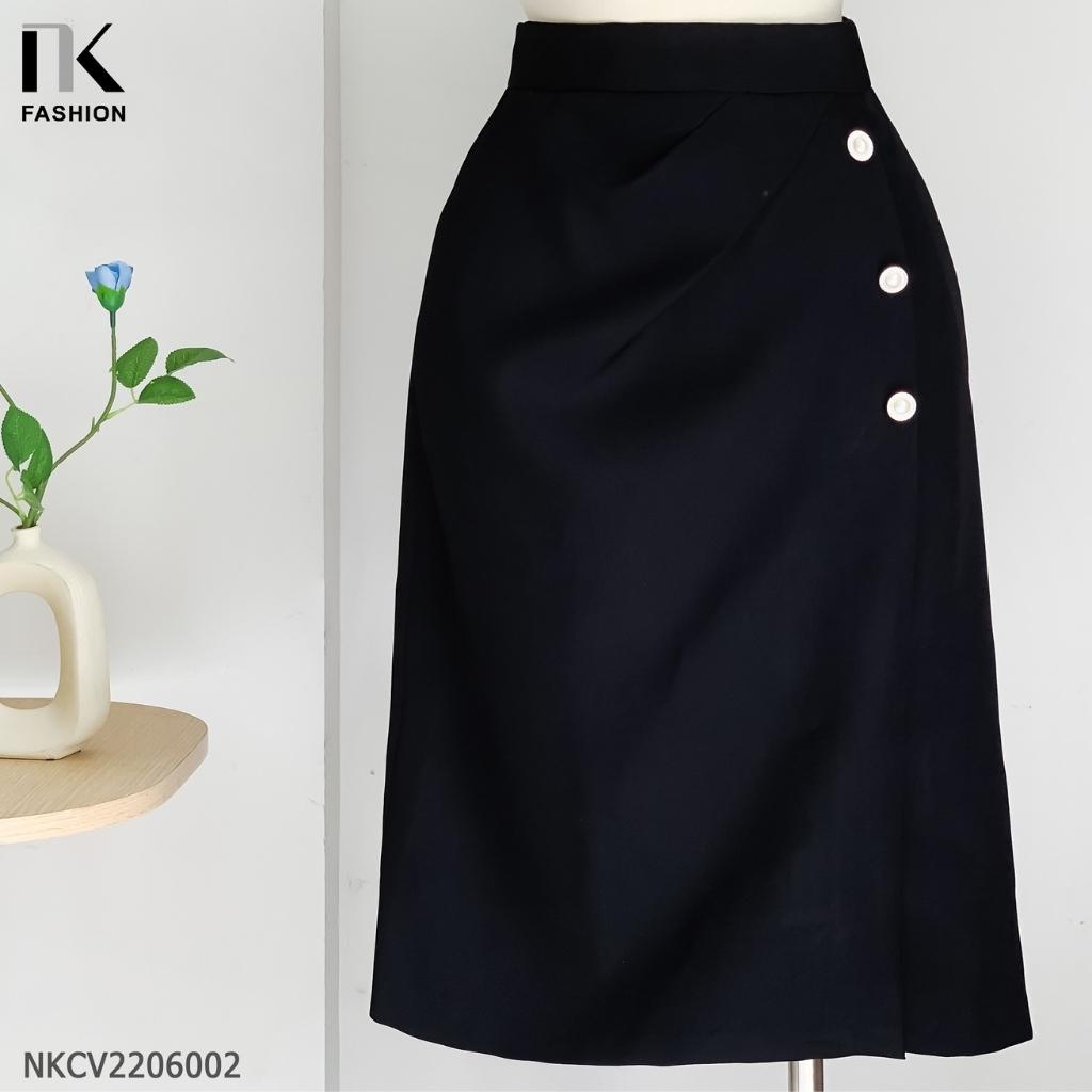 Chân Váy Chữ A Công Sở NK Fashion Thiết Kế Xếp Kiểu Phối Cúc Thanh Lịch, Chất Liệu Co Giãn Nhẹ NKCV2206002