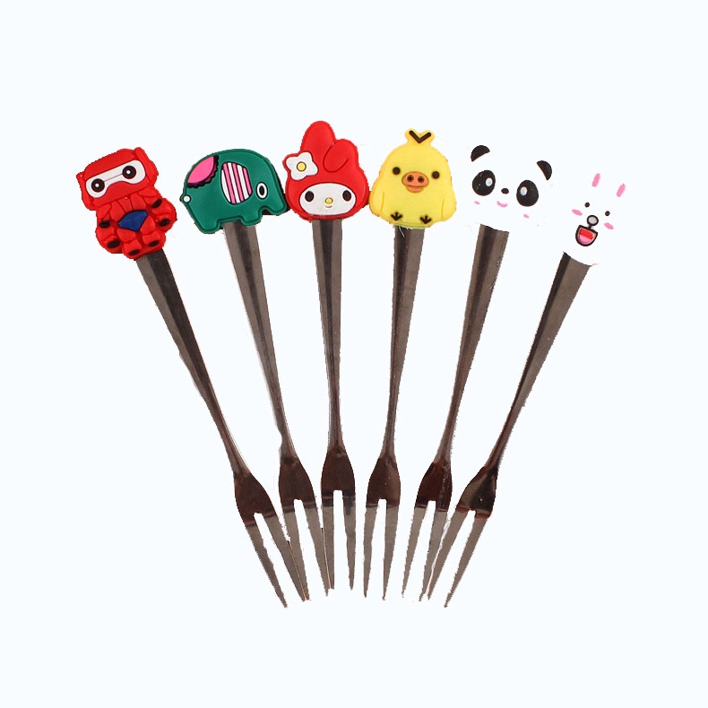 Nĩa ăn trái cây cán silicone hình nhân vật hoạt hình