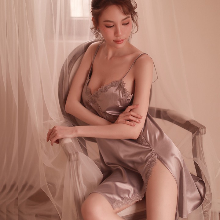 Váy ngủ sexy satin lụa đầm ngủ hai dây phối ren chéo ngực xẻ lai cao cấp