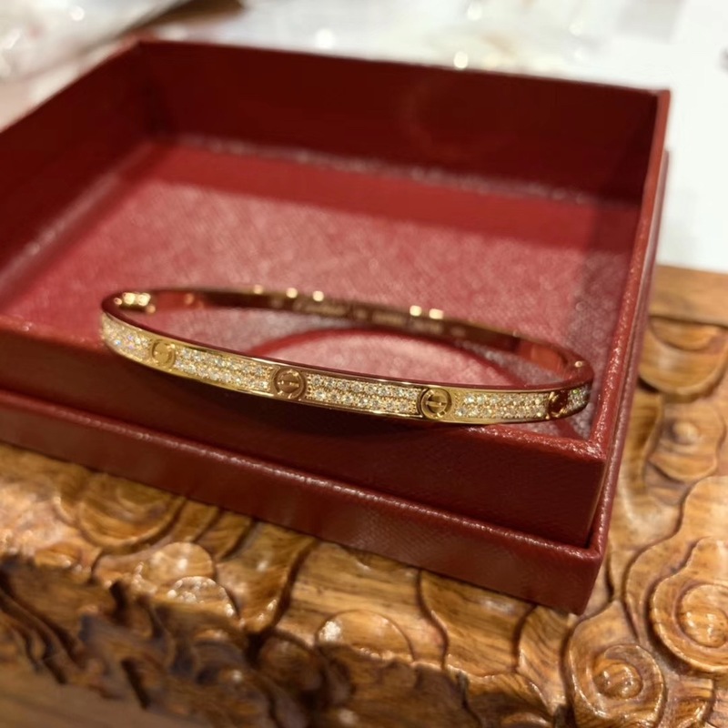 Cartier tăng vòng đeo tay vàng với 1 viên kim cương đầy đủ bầu trời kim cương đầy đủ của các ngôi sao