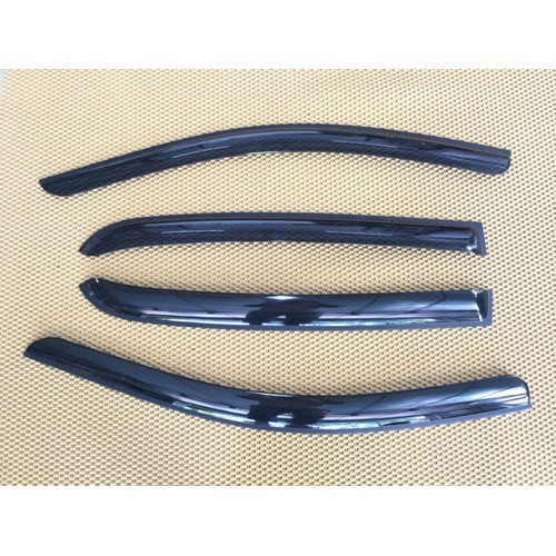 Vè che mưa xe Hyundai Getz, nhựa đen cao cấp