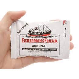 Kẹo cay con tàu không đường Fisherman's Friend vị bạc hà và khuynh diệp gói 25g