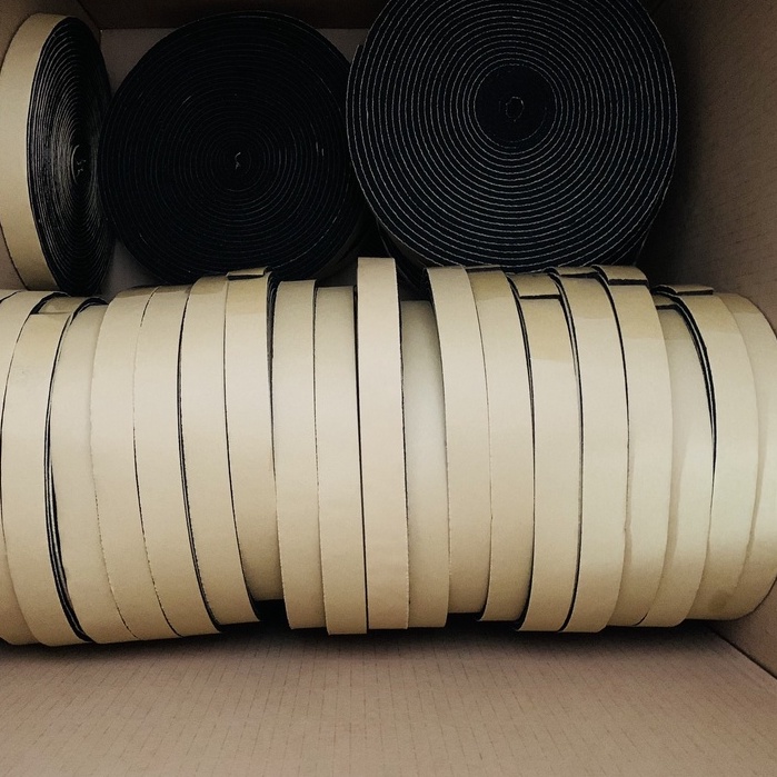 Gioăng ống gió xốp cách âm bản 25-30mm/ băng dính bảo ôn/ ron ống gió dài 10m