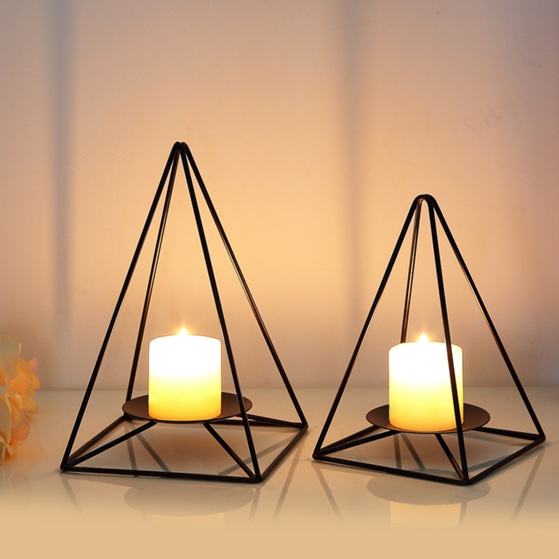 Giá Đỡ Đèn Cầy Bằng Dây Sắt Rèn Phong Cách Hình Học