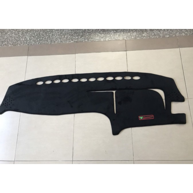 Thảm taplo  daewoo Lanos 2003-2010