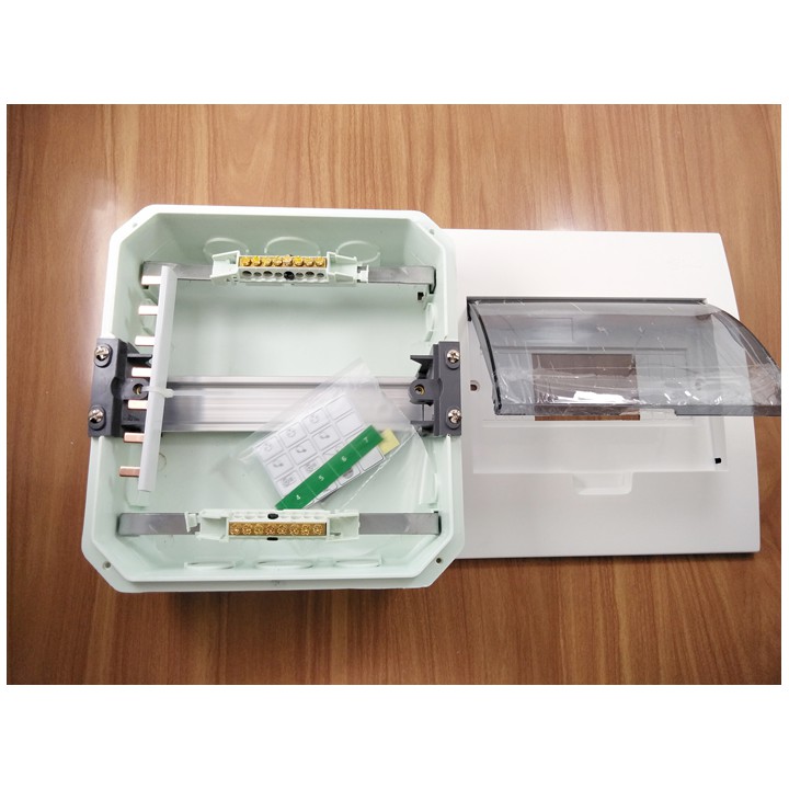 Tủ điện âm tường SINO chứa 4 - 8 Aptomat - E4FC4/8LA