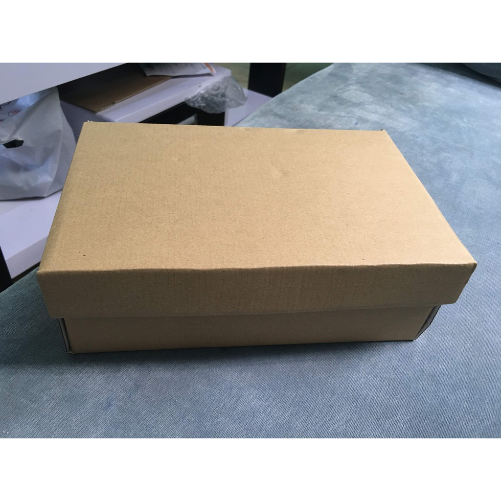 Hộp giấy carton đựng giày kích thước 31x19x11