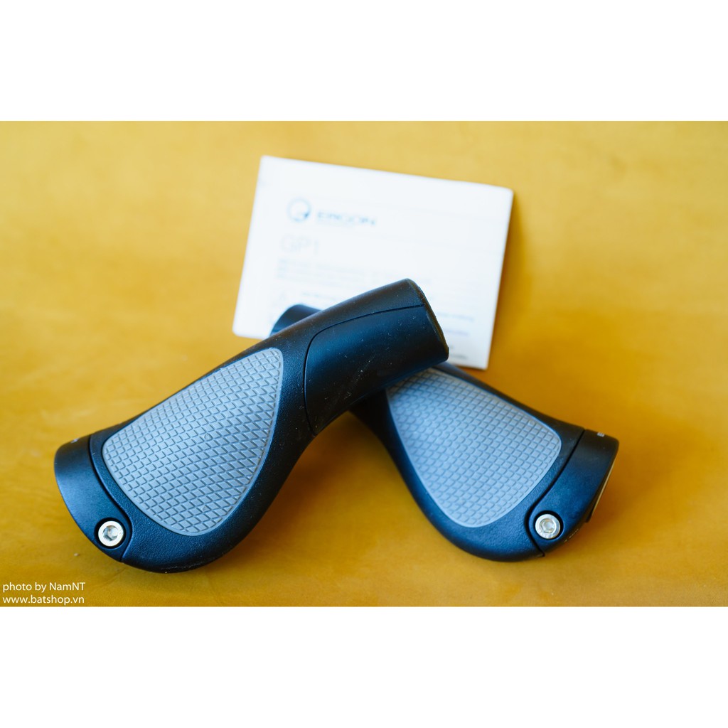 Tay nắm xe đạp Grip Ergon GP1 - L Neo