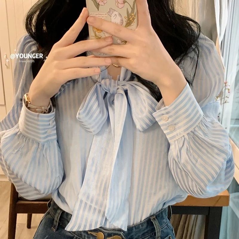 Áo Sơ Mi Kẻ Sọc Đính Nơ Xinh Xắn Cho Nữ