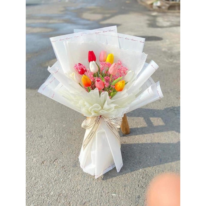 Hoa tuylip phối cùng baby cực dễ thương
