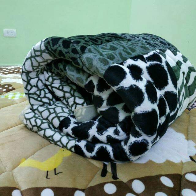 [SIÊU RẺ] Chăn Lông Cừu Siêu Ấm Mùa Đông [Được Chọn Mẫu] - Chăn Cao Cấp 3 Lớp Bông Xịn Chất Đẹp