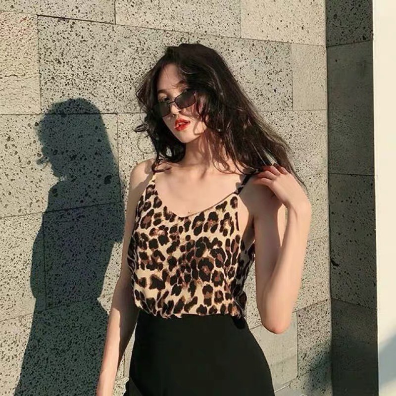 [ Mã WASTAPR giảm 10K đơn 50K] BÁN SỈ ÁO 2 DÂY CỔ V HỌA TIẾT DA BÁO | BigBuy360 - bigbuy360.vn