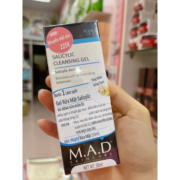 gel rửa mặt M.A.D salicylic cleansing gel