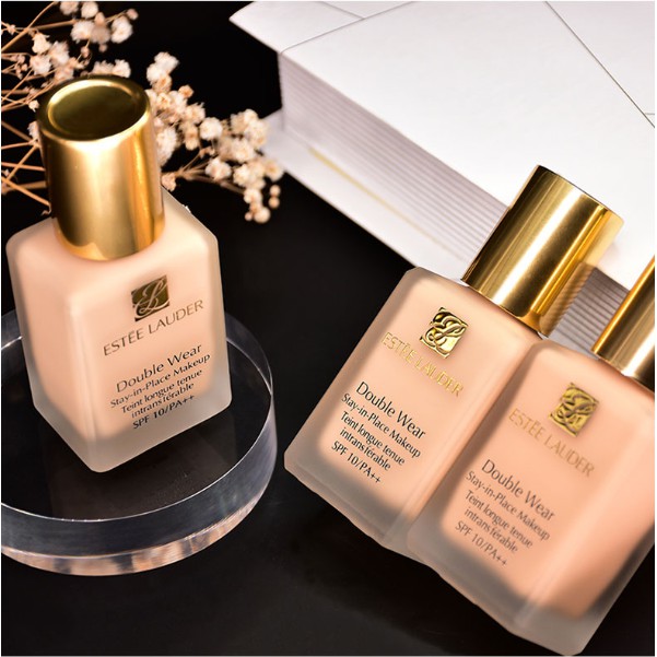 Set Kem Nền Dạng Lỏng Estee Lauder dw 30ML Giúp Che Khuyết Điểm Kiềm Dầu Dưỡng Ẩm 30ML Kèm Cọ Tiện Dụng