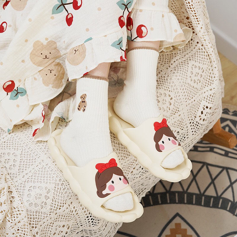 Dép quai ngang nữ unisex "Công Chúa Tuyết",Bò Sữa Siêu Xynh