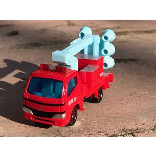 Xe mô hình tomica 1:64