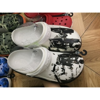 (Sock:Tặng 10 sticker được chọn) Dép cross trắng đen