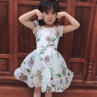 Đầm dạo phố NaNa