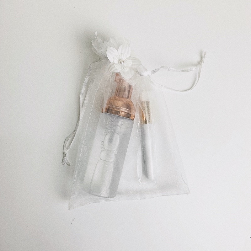 Nước tạo bọt vệ sinh mắt