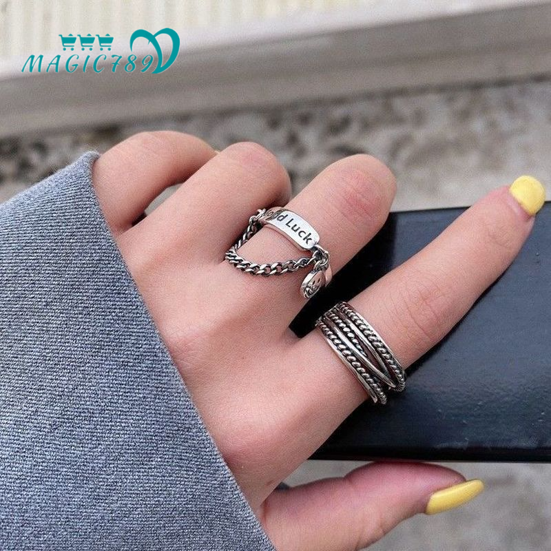 Bộ 2 Chiếc Nhẫn Bạc Gắn Hình Mặt Cười Phối Dây Xích Mặt Khắc Chữ Good Luck Phong Cách Cổ Điển