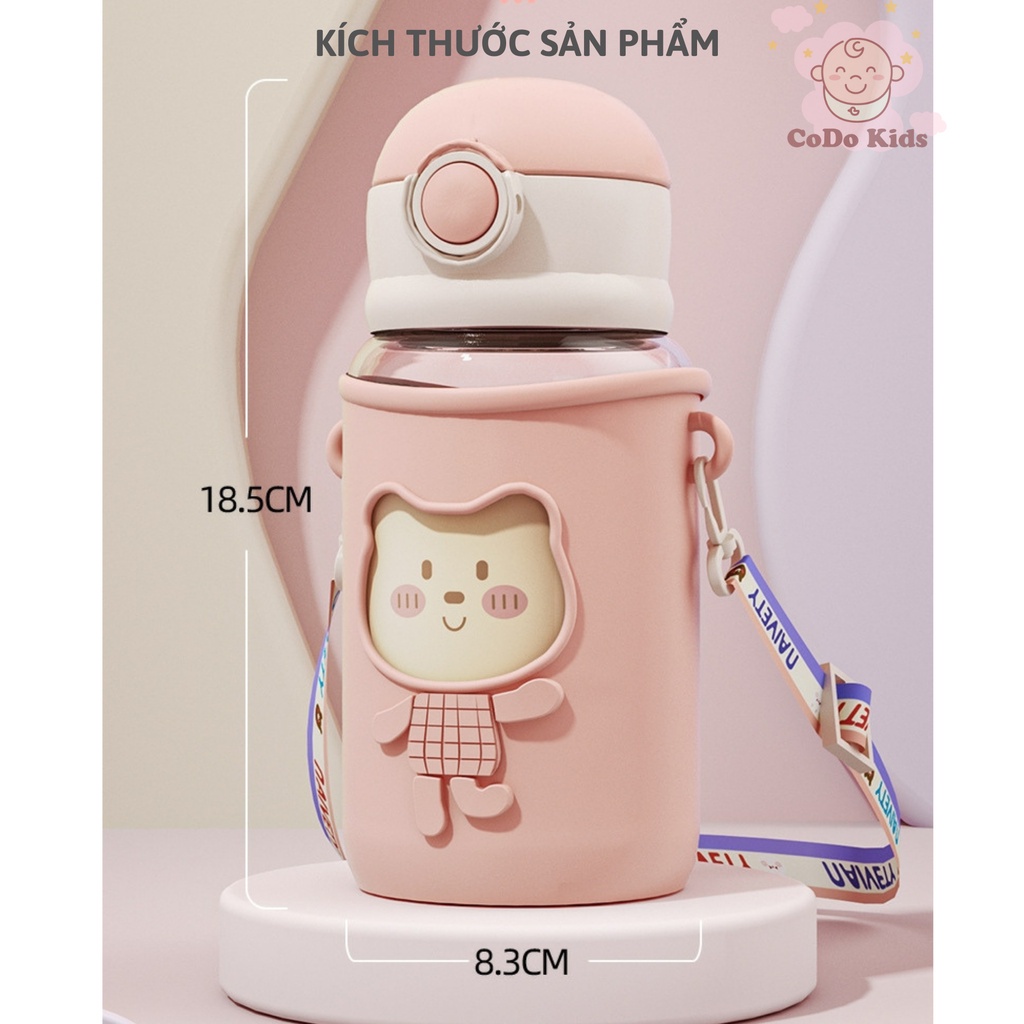 Bình đựng nước 620ml có ống hút kèm dây đeo gấu cute dễ thương cho học