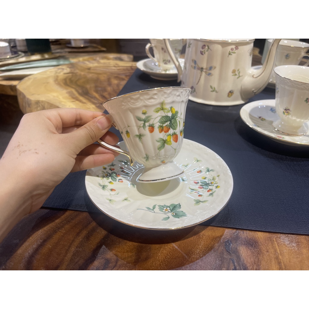 Bộ ấm chén cao cấp Vintage