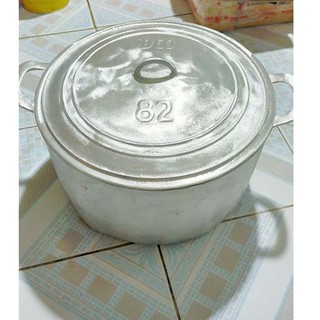 Nồi gang đúc số 82 dk37cm cao18cm đã đánh bóng