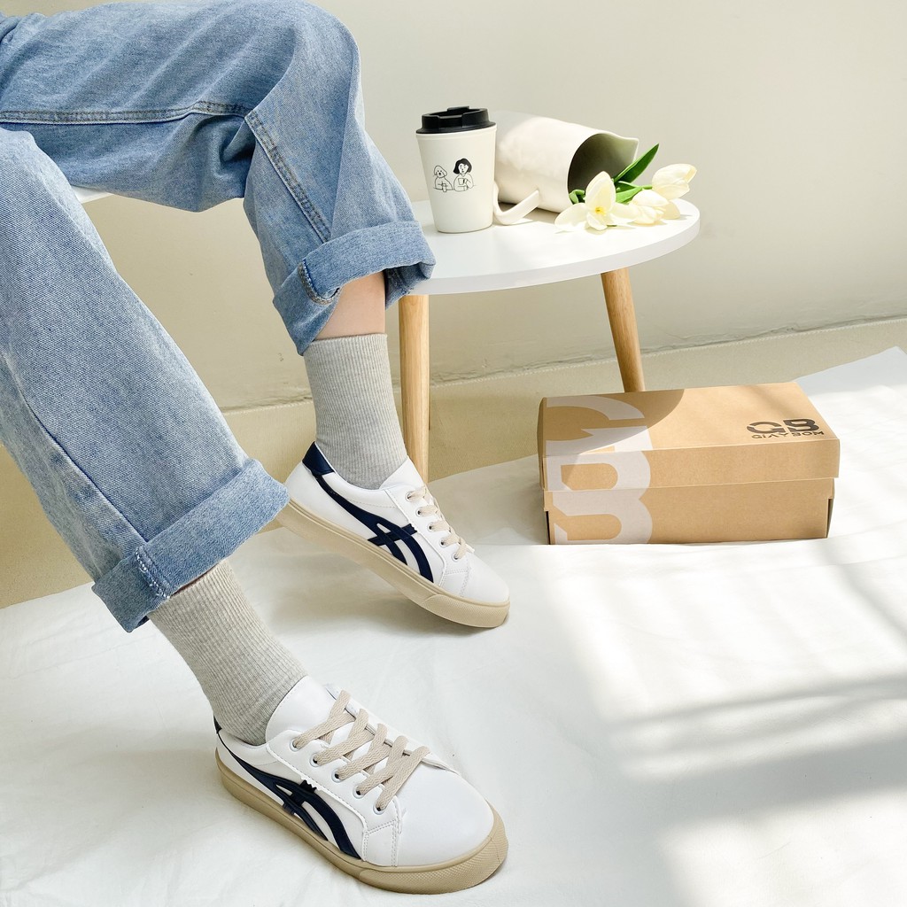 Giày bata nữ giayBOM CLASSICS thiết kế đơn giản đế cao 2 cm B1141 | BigBuy360 - bigbuy360.vn