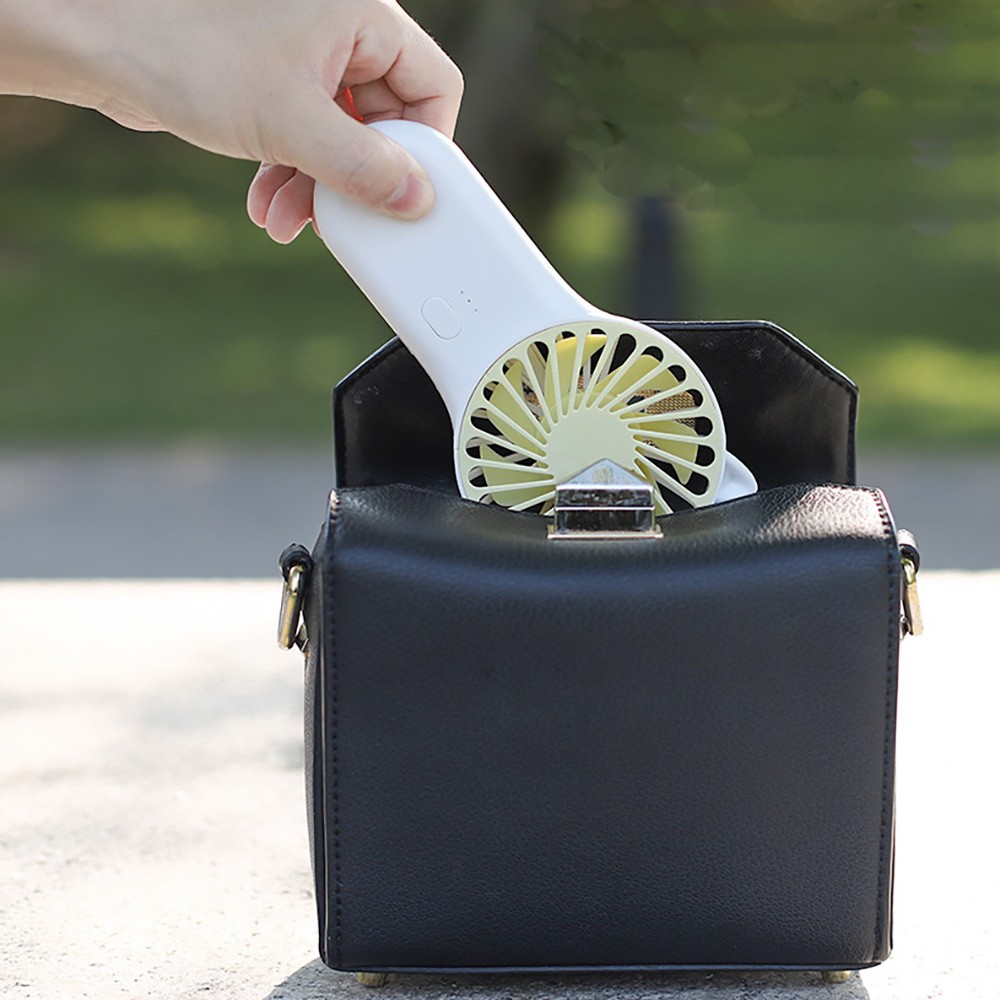 Quạt cầm tay mini tích điện Pocket Fan pin 800mAh với 3 chế độ gió | BigBuy360 - bigbuy360.vn
