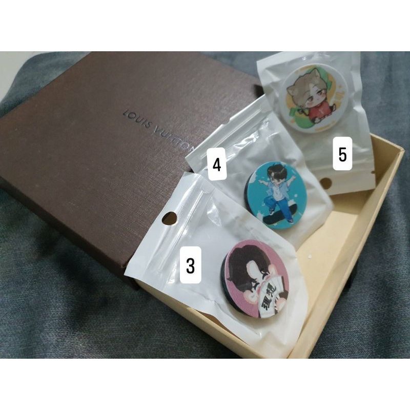 Pop điện thoại popsocket griptok keyring Bác Quân Nhất Tiêu