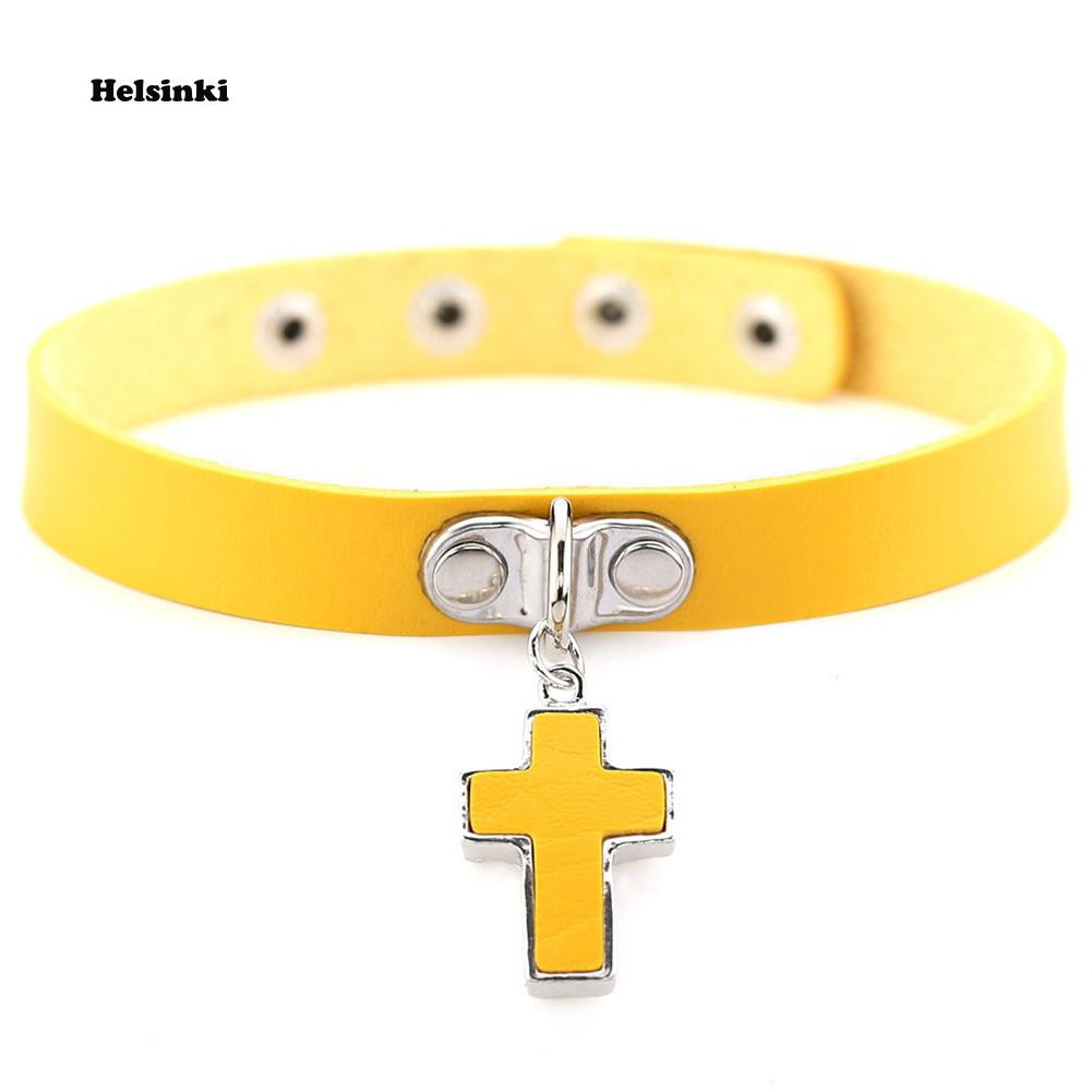 Vòng cổ choker nữ giả da mặt hình chữ thập