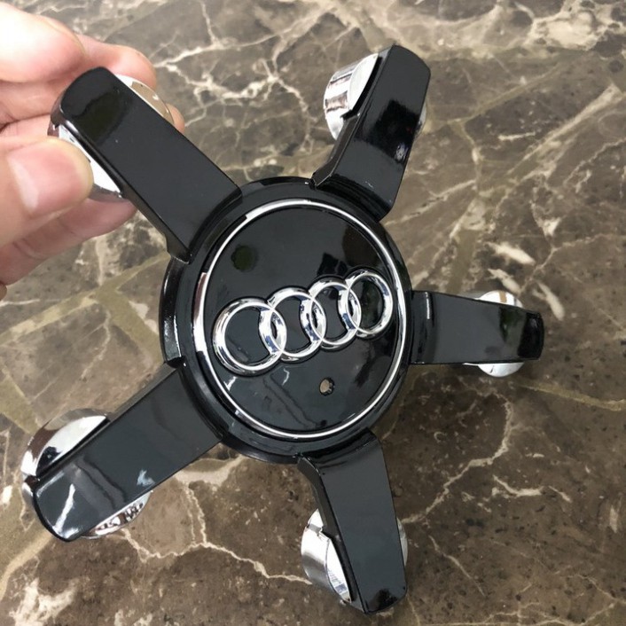 Sản Phẩm Logo chụp mâm, lazang bánh xe ô tô hãng Audi - Q7