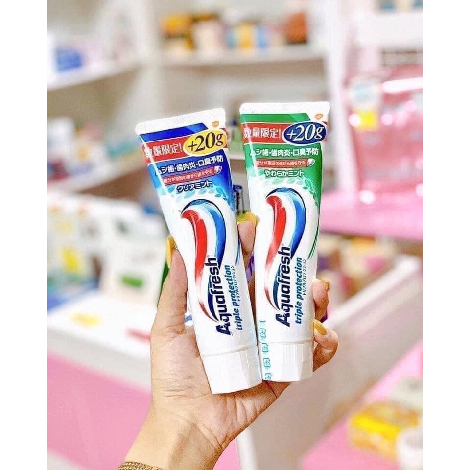 Kem đánh răng Aquafresh Triple Protection 140g hàng nội địa Nhât Bản