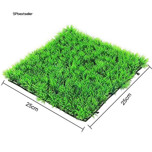 Thảm cỏ nhân tạo trang trí bể cá độc đáo